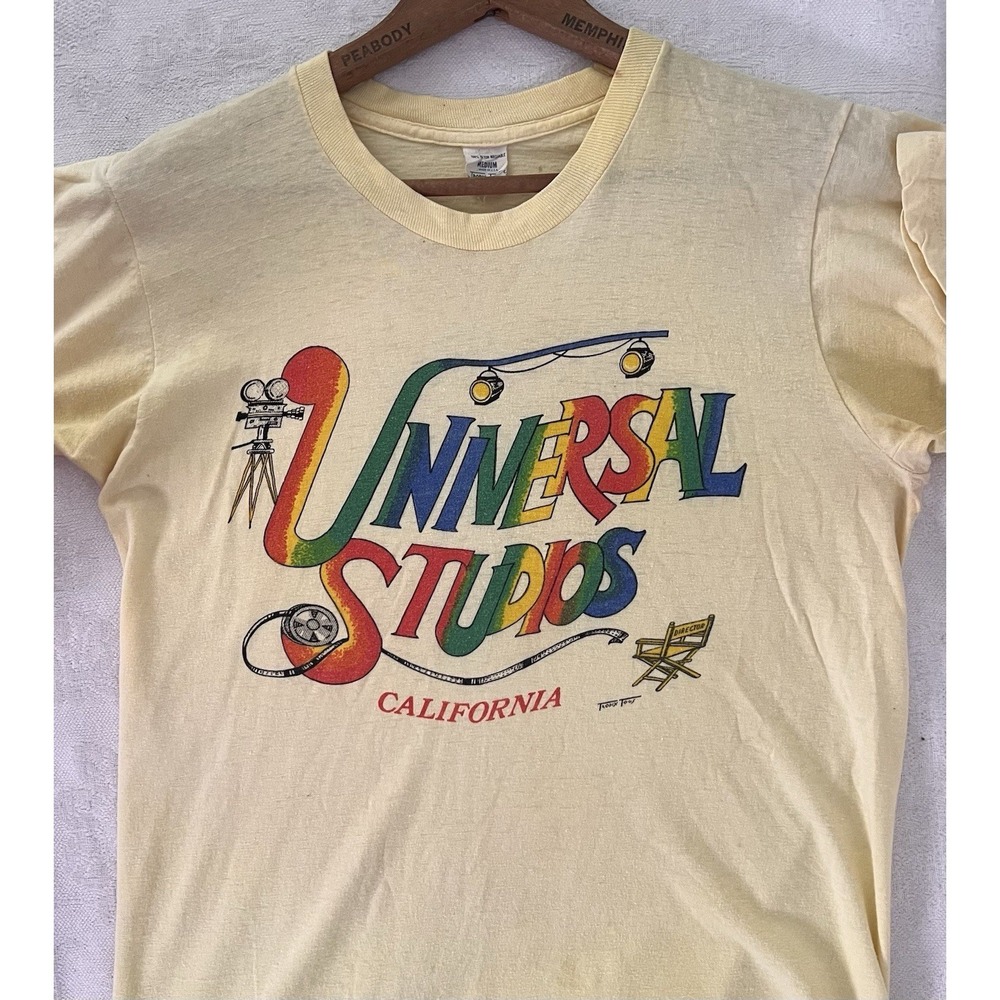 Vintage 1970s Universal Studios California T-Shirt Sz M Rainbow Tropic Togs